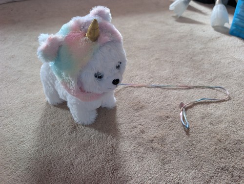 Official barbie walking puppy - official,